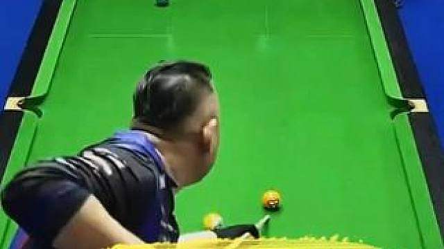 裁判！有人作弊？ 哈哈哈