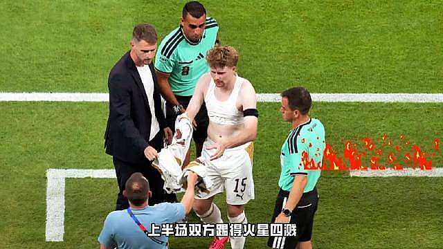 韩国vs捷克，对手直接撕破衣服，场面一度火爆，韩国拿下世界杯亚洲球队首胜 ​​​