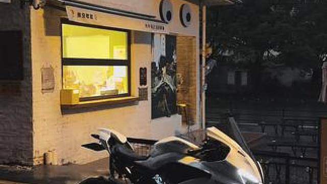 今年的雨季 像你的脾气
