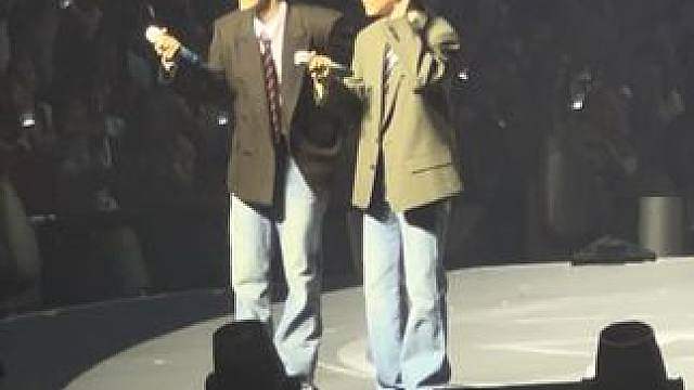 每天因你感到幸福青春赞歌
都是我的唱队爱曲哇！此刻跟你们在一起的瞬间就是青春！