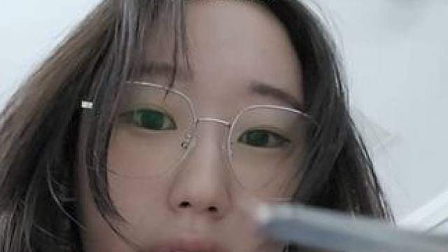 「Jee」 你是一个超级懒散的爱豆，压力山大的化妆师帮你化妆 (快迟到了) #