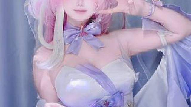 爱莉希雅穿什么衣服都好看