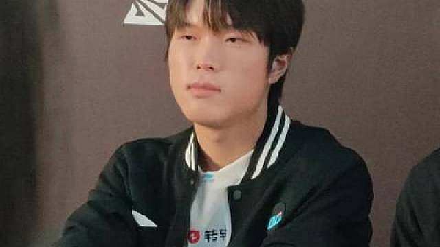 MSI我依旧会夺冠# 

Bin：之前MSI遇到T1都是我们赢得多，这次我们也会赢下来。 ​​​