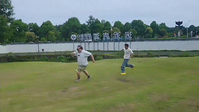 沈不凡跑步都追不上一个200多斤胖子