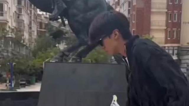 一句AI就否认了小猫所有的努力