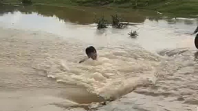 这小子真好玩啊