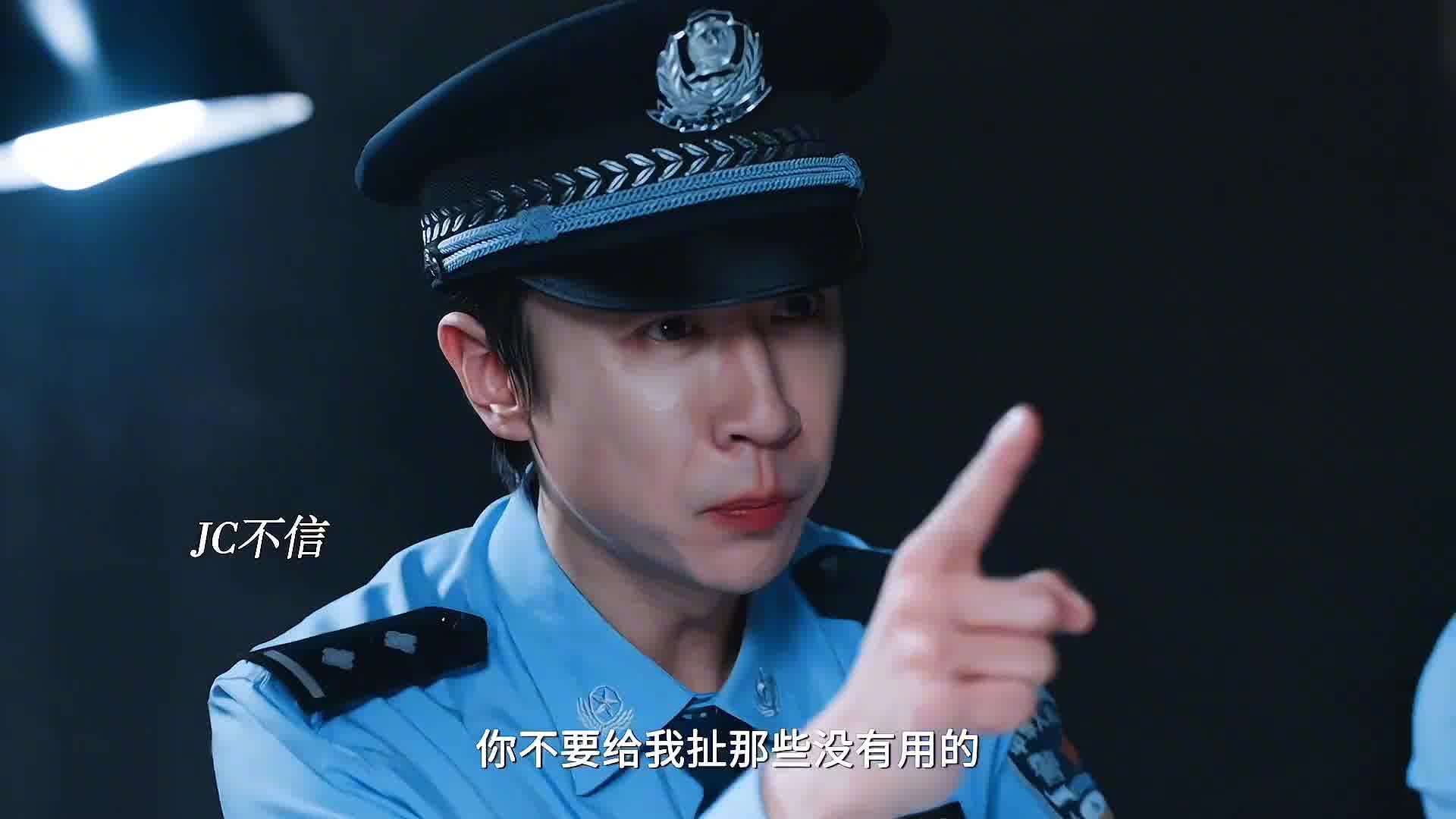 男主背刺女主，不敢跳！结果醒来就被刀了，不过这样看被困在一天循环也挺爽的