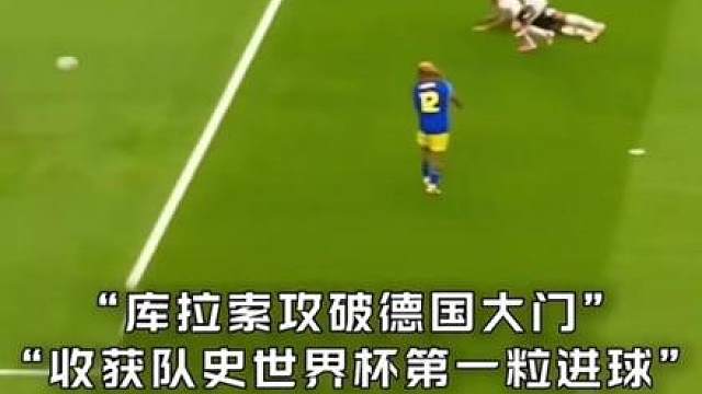 哭了!15万人口的库拉索首次进世界杯即进球 
艾德沃卡特率领只有15万人口的加勒比岛小国库拉索以小组第一的身份拿到世界杯决赛圈门票! 
2026年2月，面对女儿突发的重病，艾德沃卡特选择辞去主帅! 
2026年5月，随着女儿病情逐渐好转，艾德沃卡特重拾教鞭，率队征战美加墨世界杯。 
78岁的艾德沃卡特是世界杯年龄最大主教练!奏国歌时就流下了眼泪!