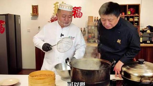 Healthy 满分，一键复刻高颜低脂漂亮粽 马上就是端午节了，很多朋友要我推荐一些好吃又低脂的健康粽。这事吧，坦率地讲，个人认为但凡外面售卖的粽子，基本达不到满分要求。好吃是各有所长，就是低脂健康，未必。 
所以，不如自己做起来吧，买一些低脂的五谷，配搭在一起漂漂亮亮的，做法也简单，关键是吃起来放心没负担哈。