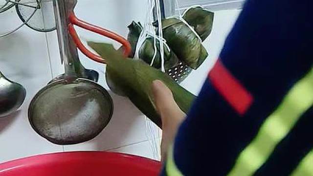 粽子大大，财运佳佳，粽子多多，快乐多多。