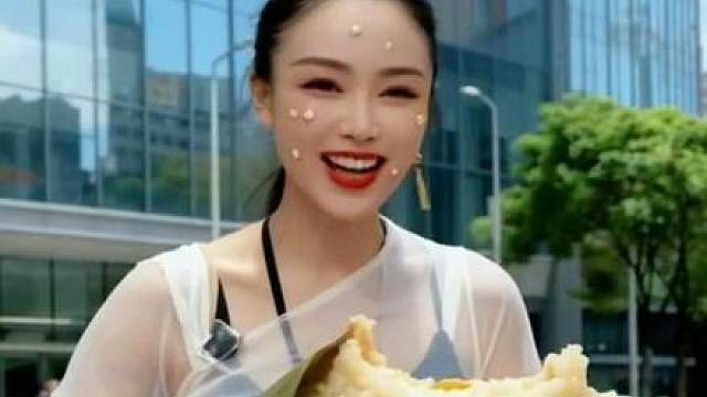 吃粽子了