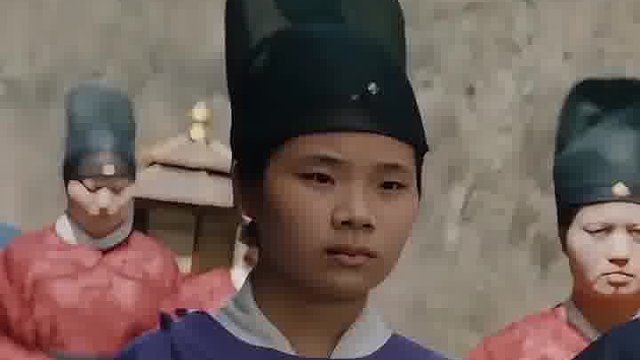 女生拍视频怎么拍都不满意看到她演的网剧后绷不住了