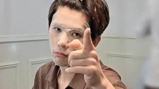 听说拍一下有… 
 粗线
