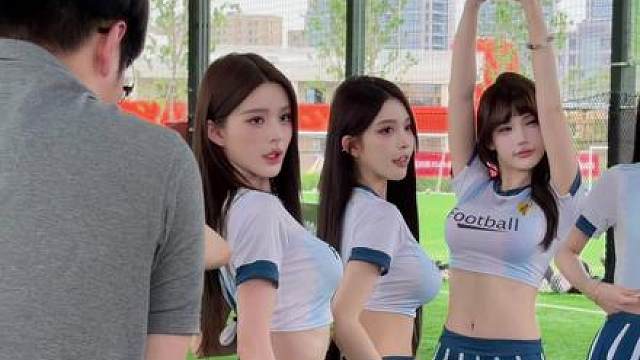 宝宝一起来看世界杯啦