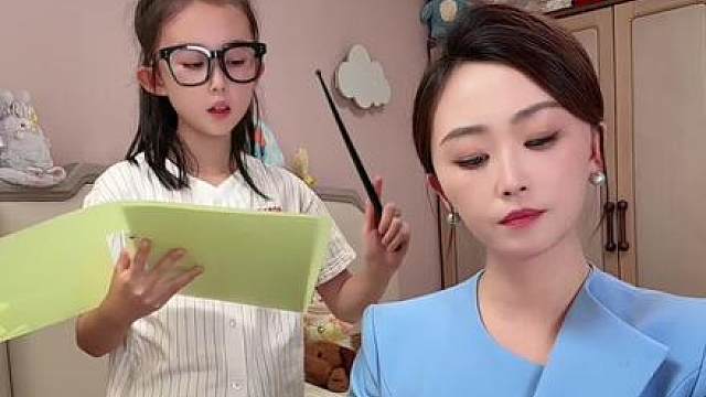 用奢侈品让女生看懂世界杯