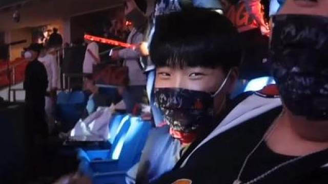 坤 我看好你