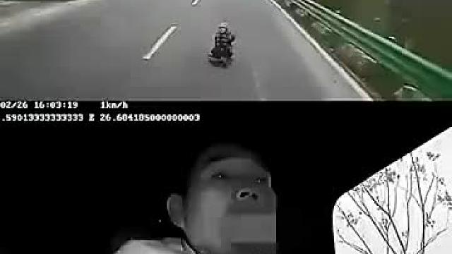 真敢啊！大车保险弄你两个不是问题