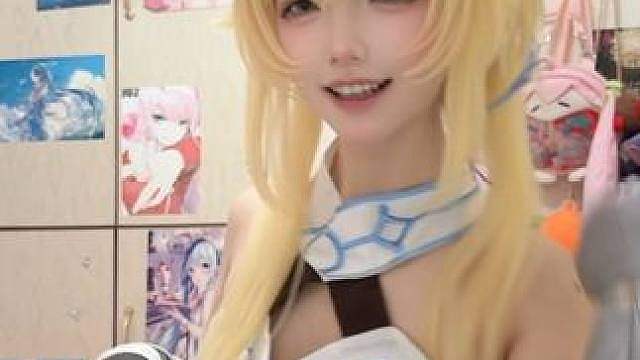 承认爷很帅吧