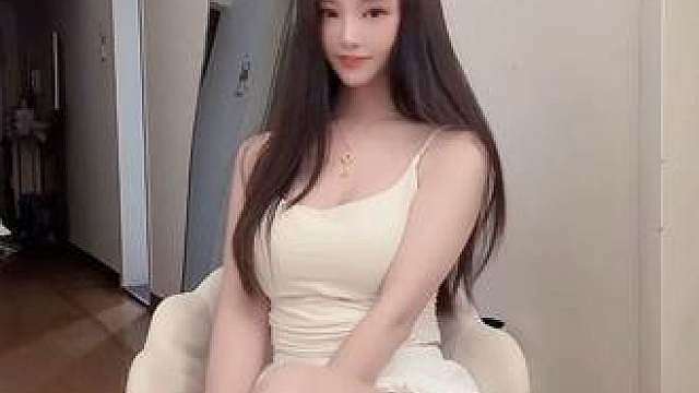 兄弟问我 女朋友不让看腿怎么办 这还不简单