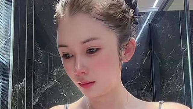 工作再忙，也不能把女儿学校的活动落下，如果不去，她会很失落