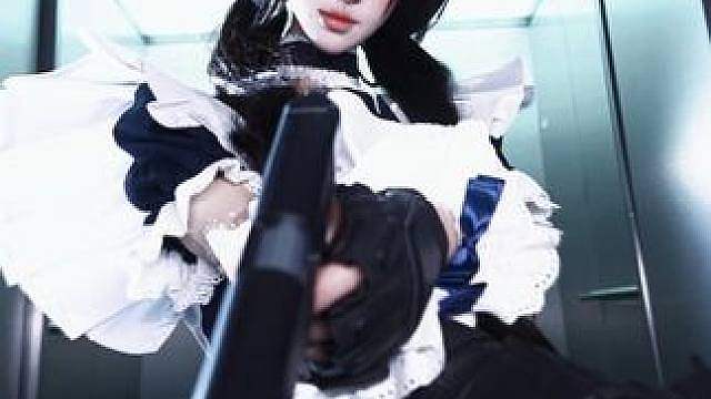 聘请一个这样的女仆当保镖要多少？