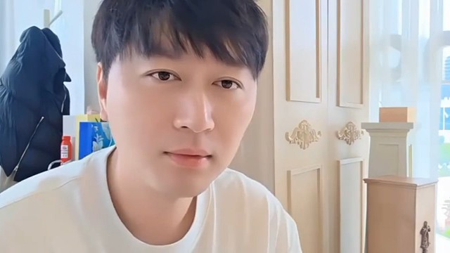 女儿是妈妈头号黑粉