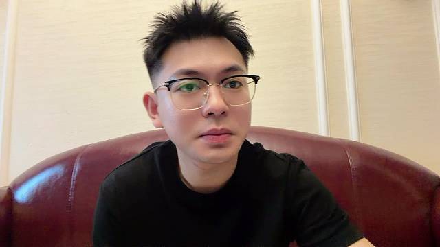 关疯了来段RAP