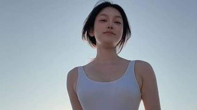 泳装穿搭