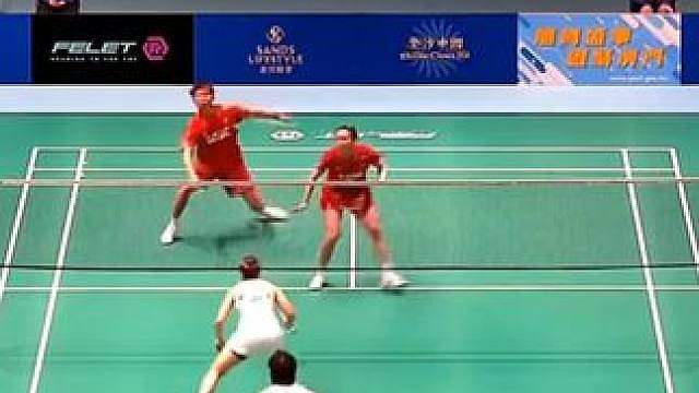 蒋振邦/魏雅欣默契拉满，2-0战胜马来西亚组合成功晋级