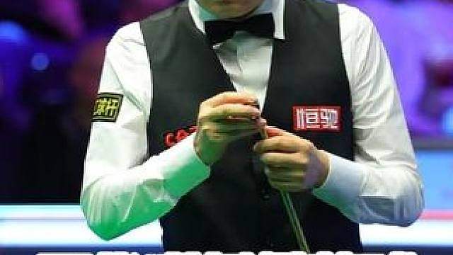 丁俊晖上演世纪薄球绝杀，顶级破百燃爆全场，不讲理准度横扫对手