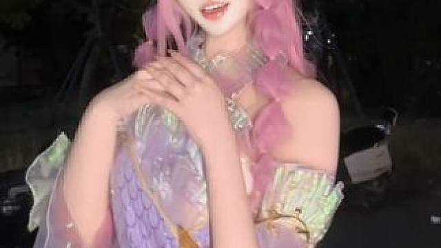 当职业coser下班后