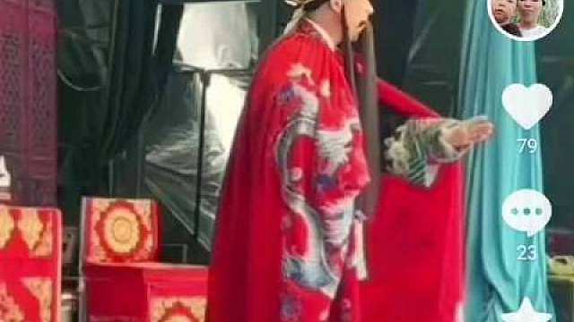 生角牛派 曲剧《大登殿》中薛平贵的一段唱“薛平贵思宝钏情意绵绵”
薛平贵：王康康（曲剧生角牛派创始人