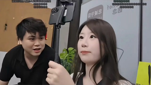 离谱！勾勾看怡宝直播直接被净化，连吃回扣的心都没了，轻松逗笑大锤
