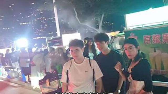 太自然了
