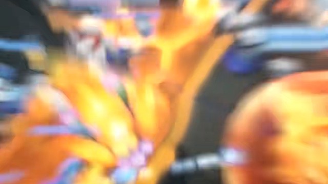门前混战一团糟 ，抓紧破门拿下吧 #足球