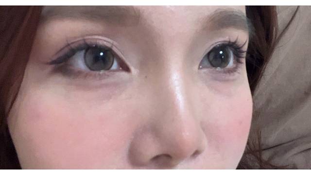 你的眼睛 春的倒影
