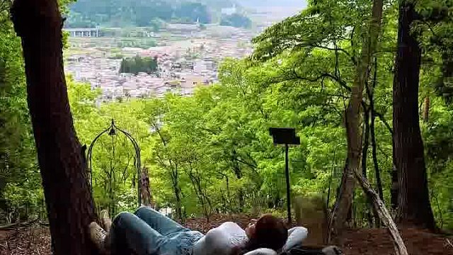 徒步路上小憩一下