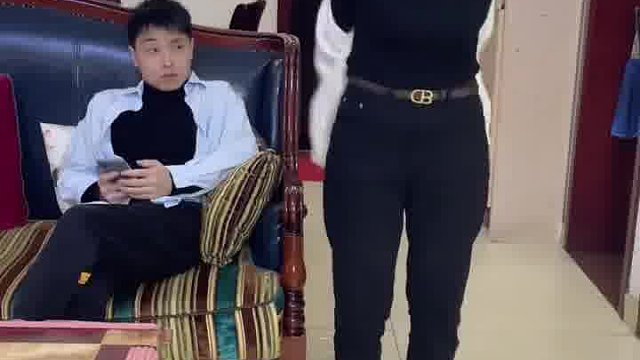 女人狠起来也太可怕了。