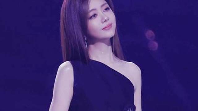 谭松韵 天赐《小半》舞台直拍