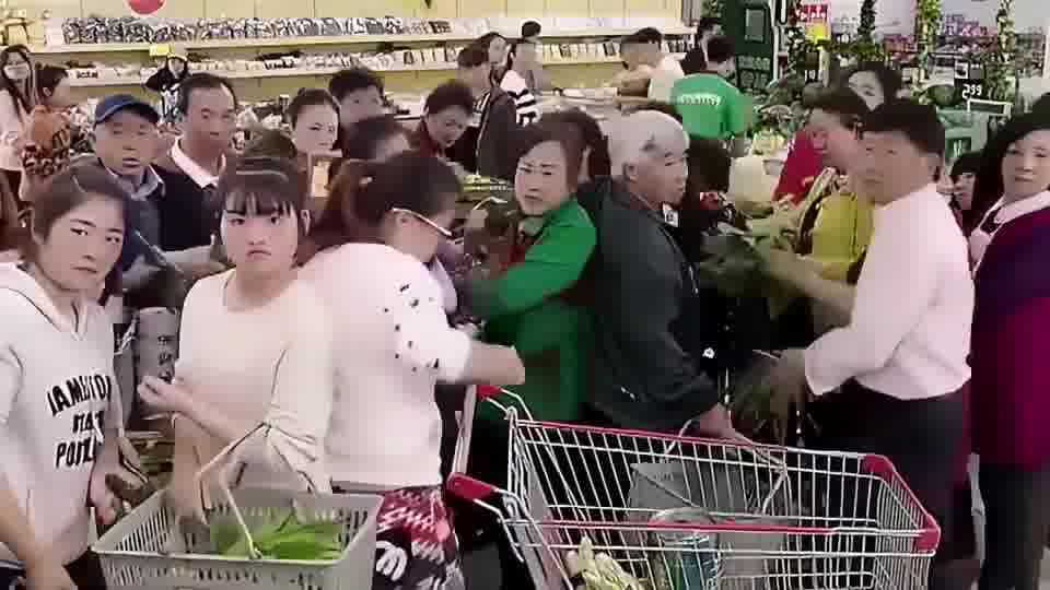 大爷：别瞎说，这锅我可不背