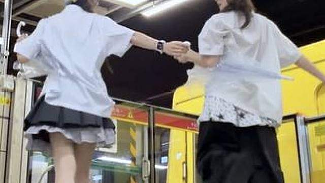 怪就怪天气 让我在户外跳一次吧