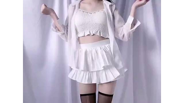 “等一个特别的人出现.”