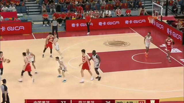 杨瀚森王俊杰毫无战术地位，最强的两个点没球权怎么打#篮球