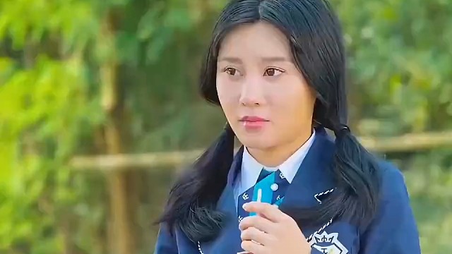 小伙把女友吓坏了