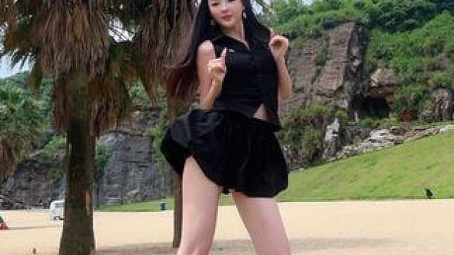 这个Bad Boy就这样反复跳…