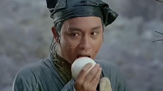 张国荣抱不动王祖贤，失误造就经典#影视剪辑