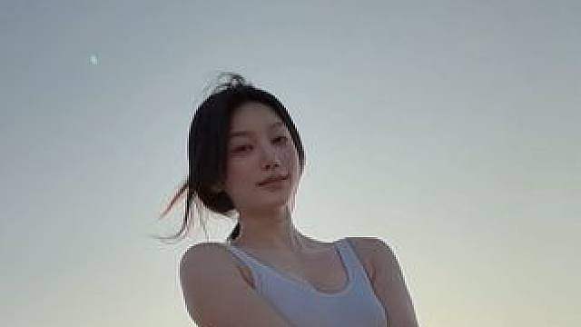 泳装穿搭