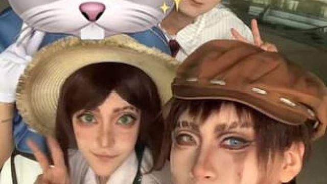 手机里找出了庄园老友日常