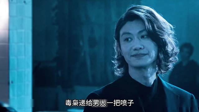 钢铁森林：毒枭让男人杀卧底，实则是想留下他的指纹当背锅侠