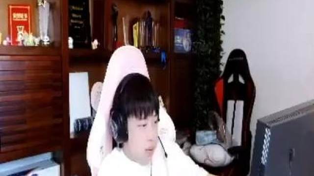 我对1222要求不高...1222这头烂泥